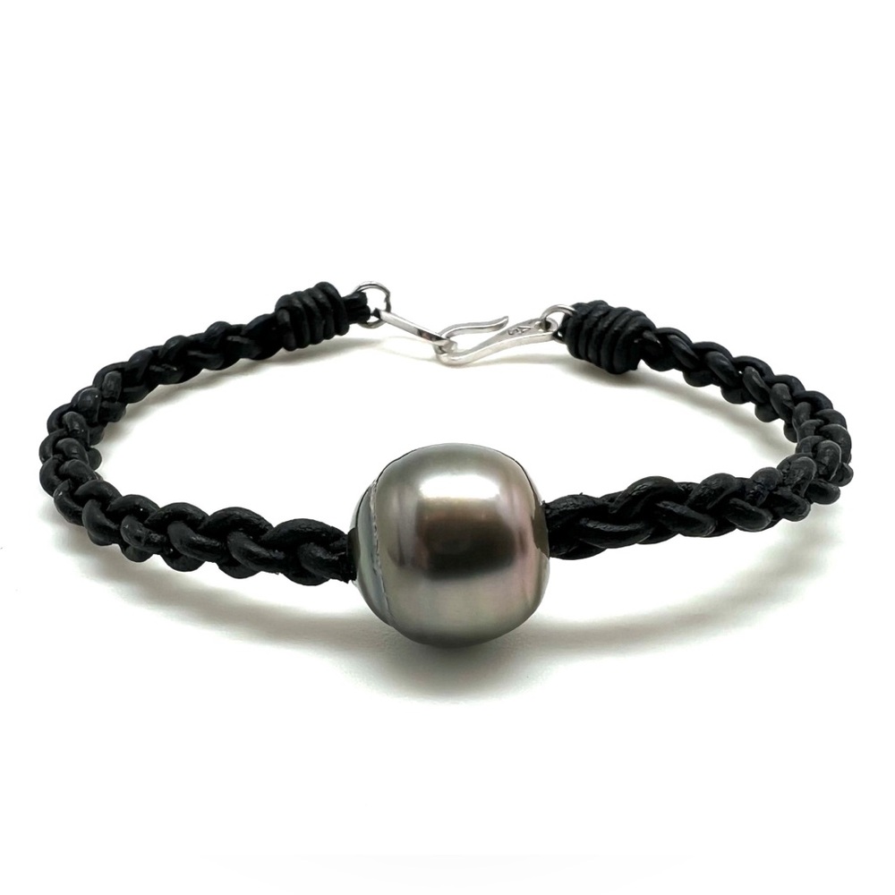 NWT Black Leather and Tahitian Pearl Bracelet with 925 Clasp